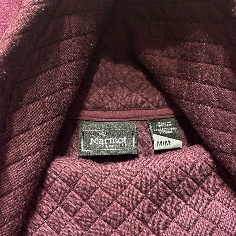 Women's Marmot Annie Quilted Funnel Neck Pullover Plum Purple M - Picture 2 of 8